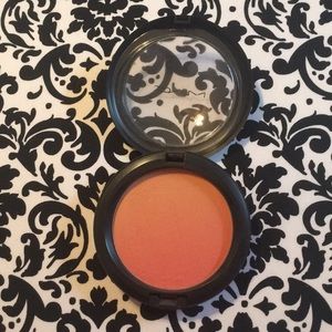 LE MAC Ombre Blush in Ripe Peach